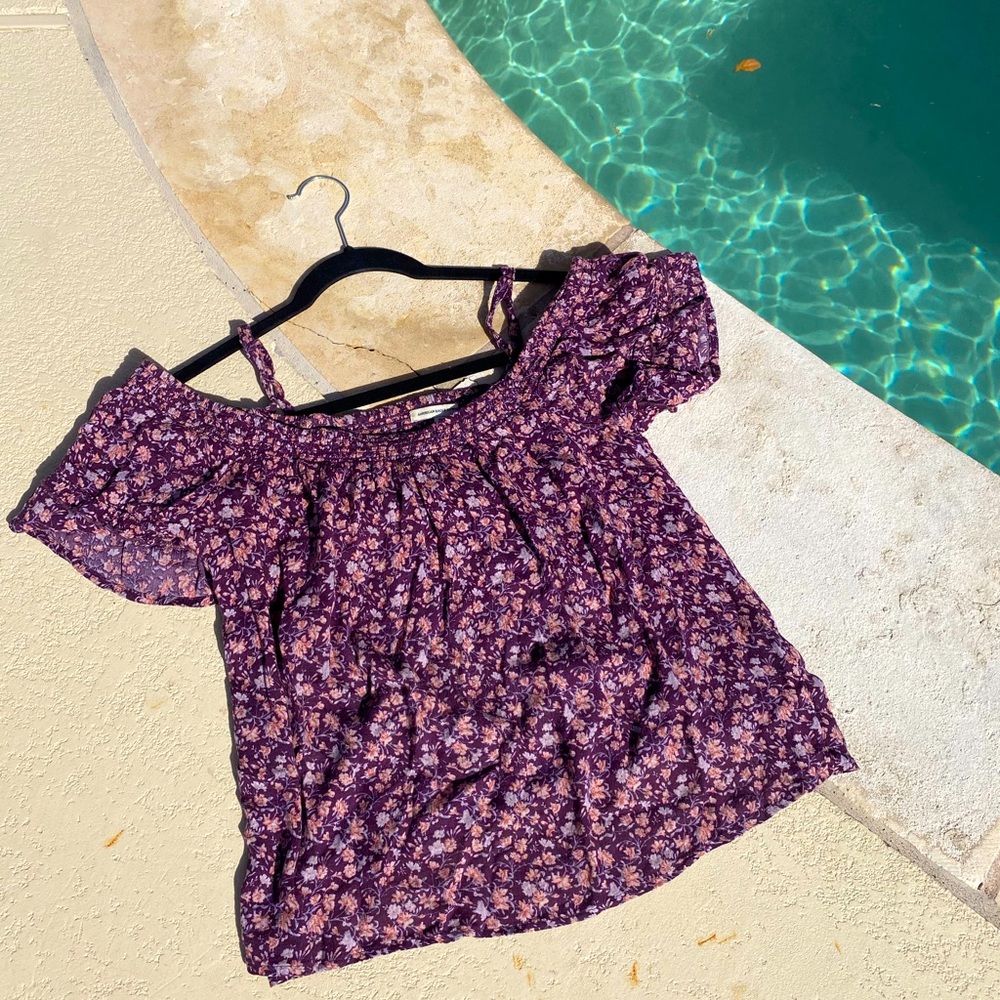 Purple cut up sleeve top!
